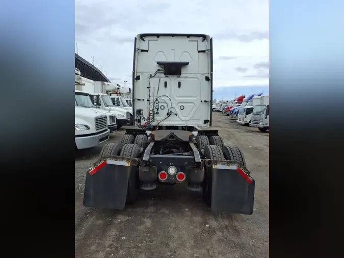 2018 FREIGHTLINER/MERCEDES CASCADIA 12581bedb8731f7e576de2a679c79d1bb99