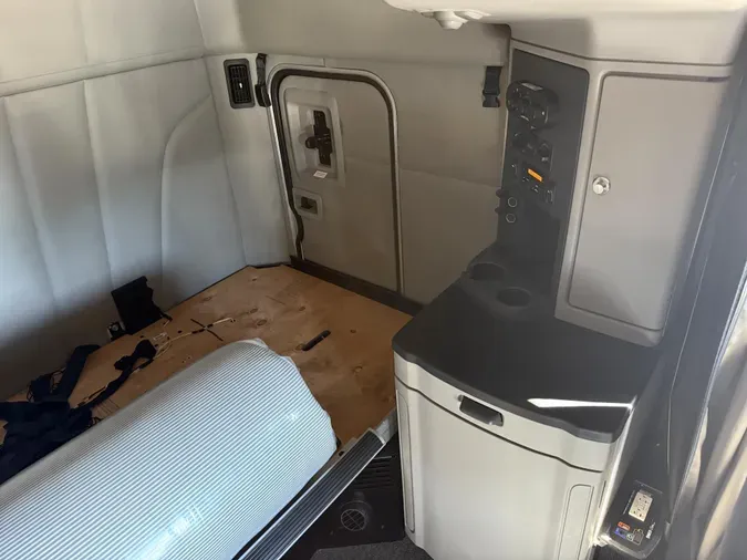 2022 Peterbilt 57981c1b47f0f87ee76b7df3dcc93031e40