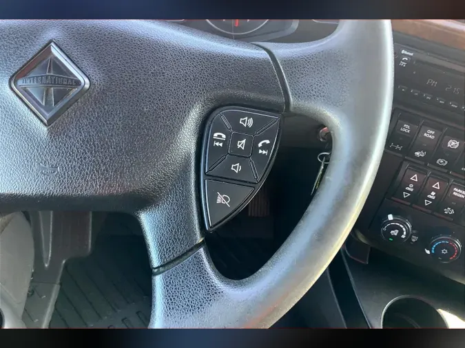2021 INT LT625 6x4