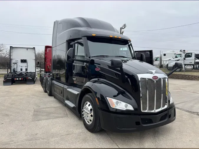 2023 Peterbilt 579