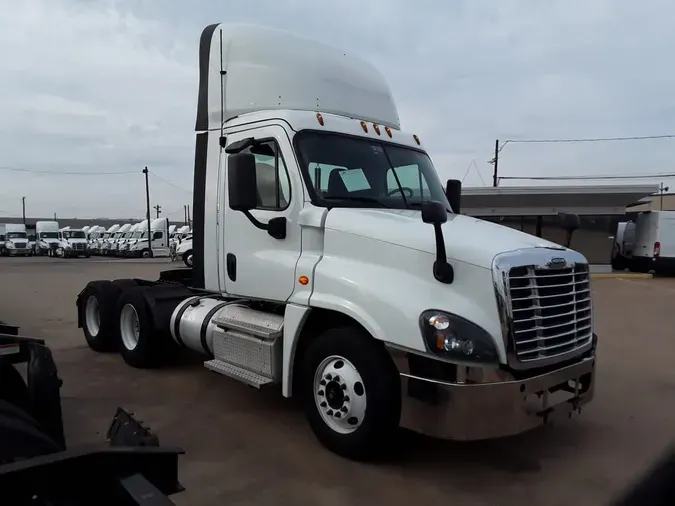 2019 FREIGHTLINER/MERCEDES CASCADIA 12581c5023a58116e7afaae745473e72d1a