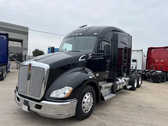 2022 Kenworth T680