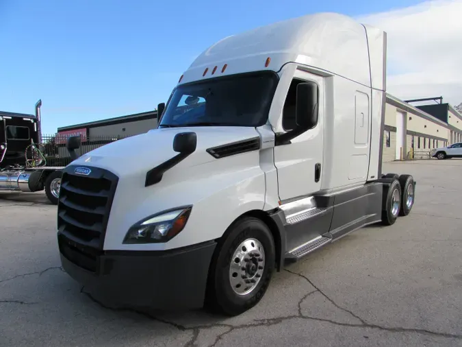 2023 Freightliner Cascadia