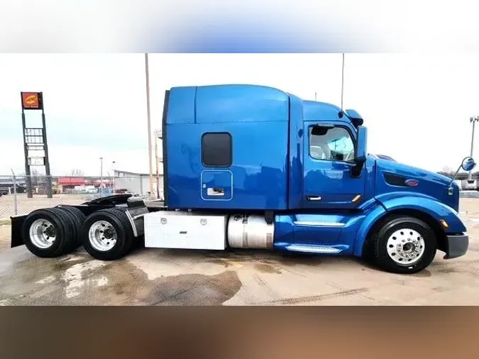 2022 Peterbilt 579