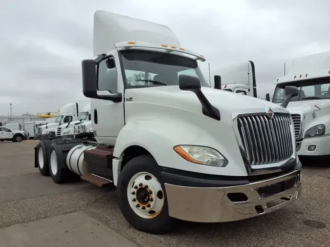 2018 NAVISTAR INTERNATIONAL LT625 DAYCAB T/A