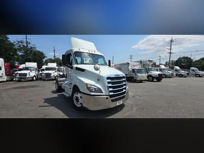 2020 FREIGHTLINER/MERCEDES NEW CASCADIA 12681cc6b8a2b834db73408021bc71d5125