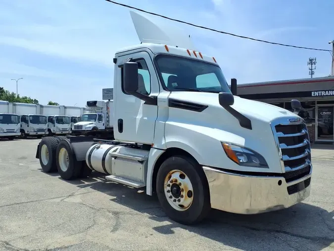 2019 FREIGHTLINER NEW CASCADIA PX12664