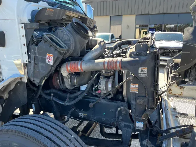 2012 Kenworth T270