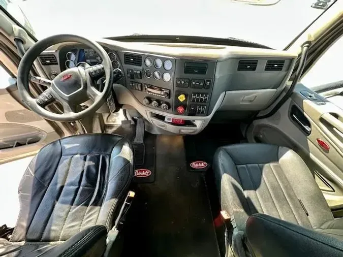 2020 Peterbilt 579