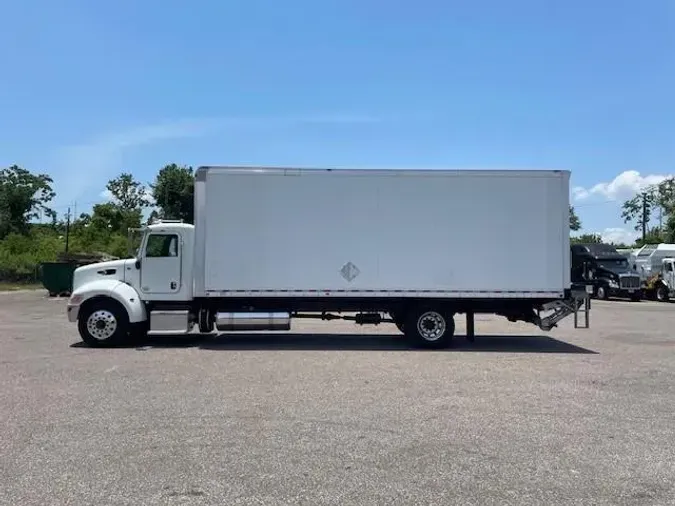 2020 Peterbilt 337