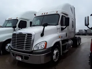 2016 Freightliner CASCADIA 125