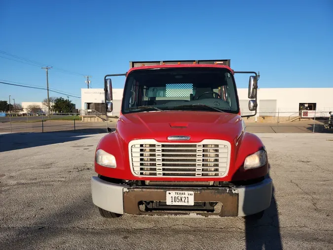 2017 FREIGHTLINER/MERCEDES M2 106