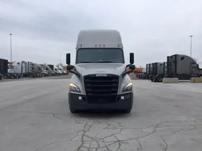 2020 Freightliner Cascadia