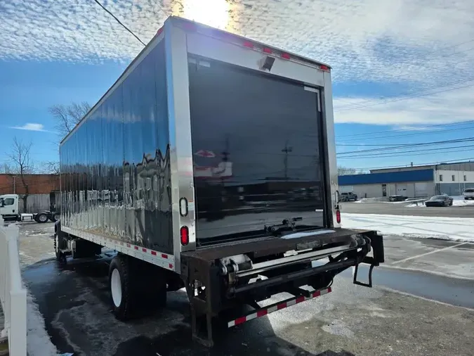 2016 FREIGHTLINER/MERCEDES M2 106