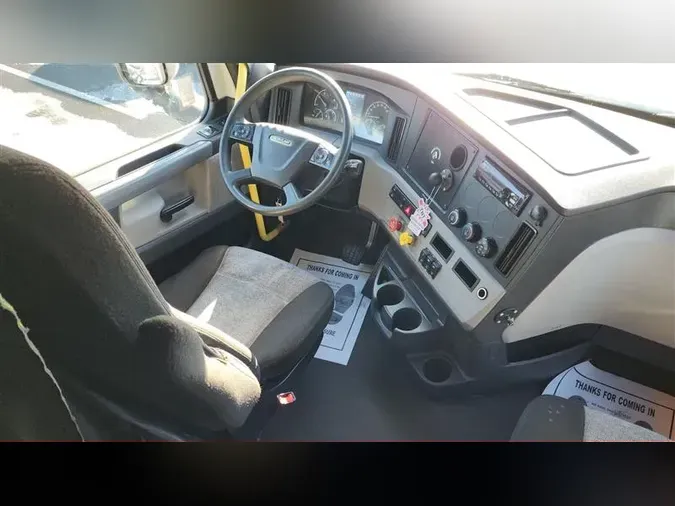 2021 FREIGHTLINER CASCADIA