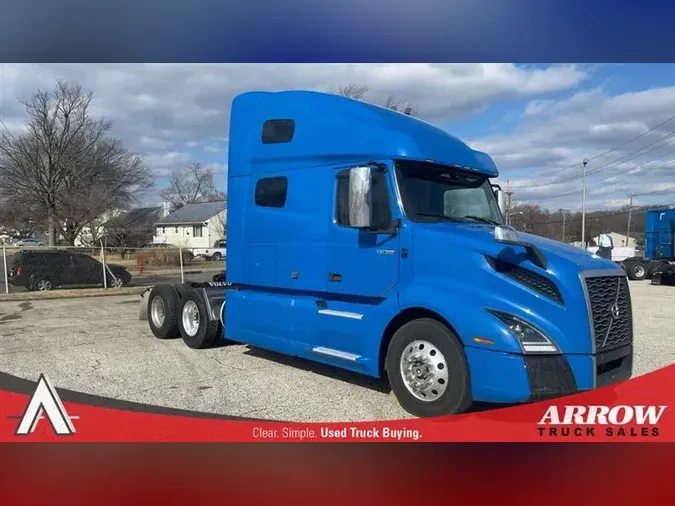 2020 VOLVO VNL760