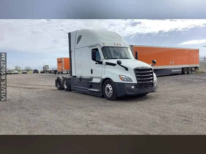2021 Freightliner Cascadia81eaf3d5aedb477f1c314bc1cd06ae9c