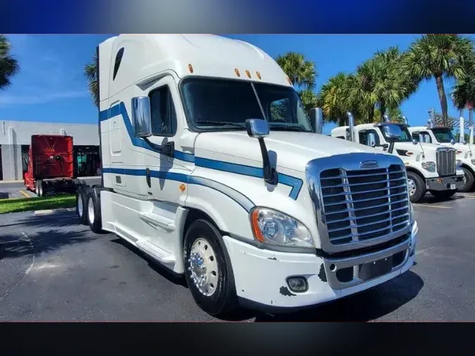 2016 Freightliner Cascadia