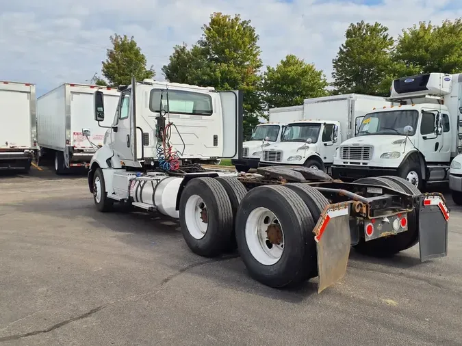 2017 NAVISTAR INTERNATIONAL PRO LF687
