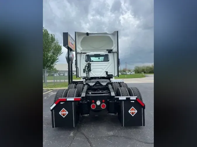 2020 International LT625