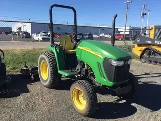 2010 John Deere 3720