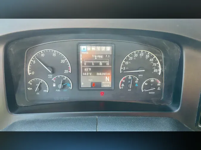 2023 Freightliner Cascadia 126