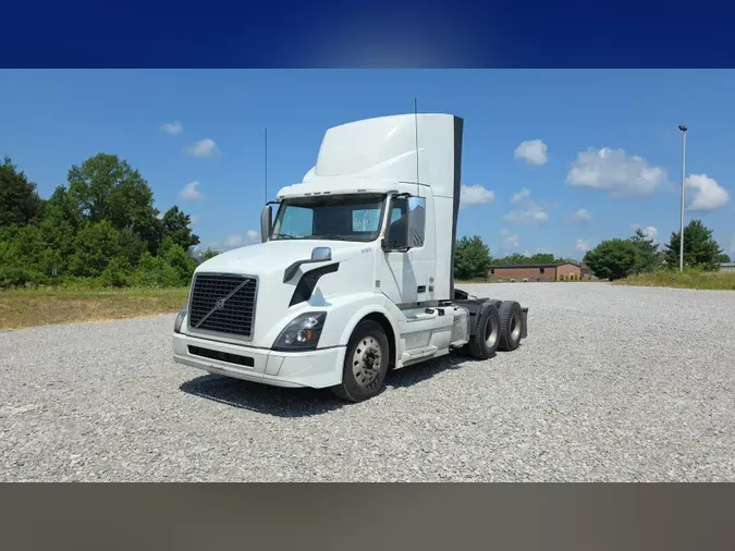 2018 Volvo VNL300