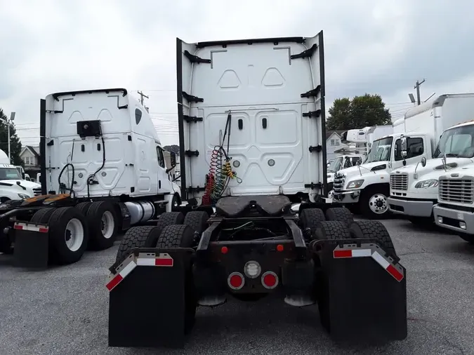 2018 FREIGHTLINER CASCADIA 125