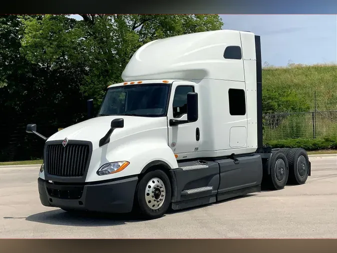 2025 INT LT625 6X4