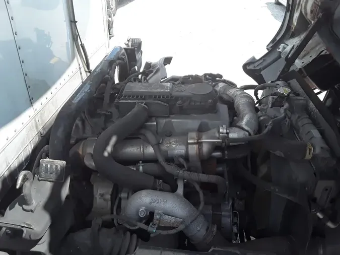 2019 HINO HINO 195