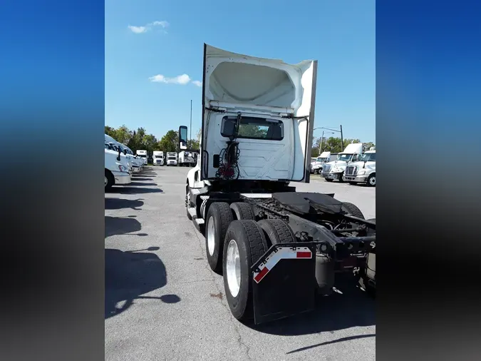 2020 NAVISTAR INTERNATIONAL LT625 DAYCAB T/A