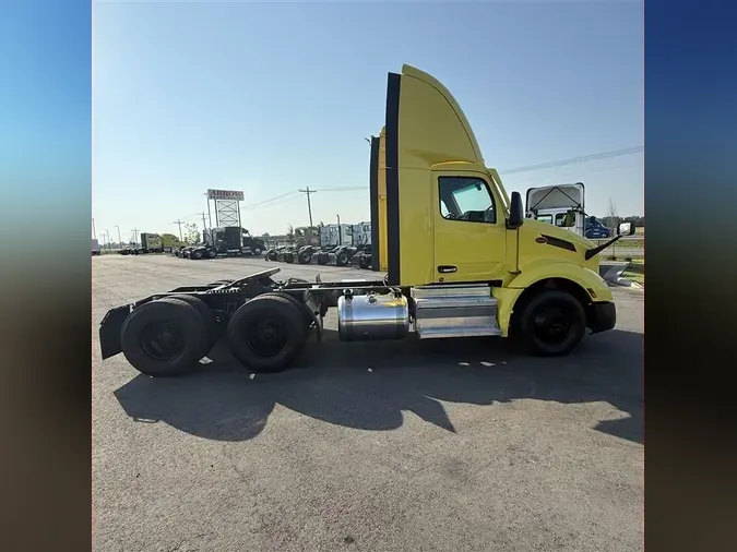 2023 PETERBILT 579