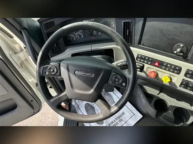 2020 FREIGHTLINER CA126