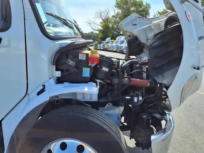 2019 FREIGHTLINER/MERCEDES M2 106