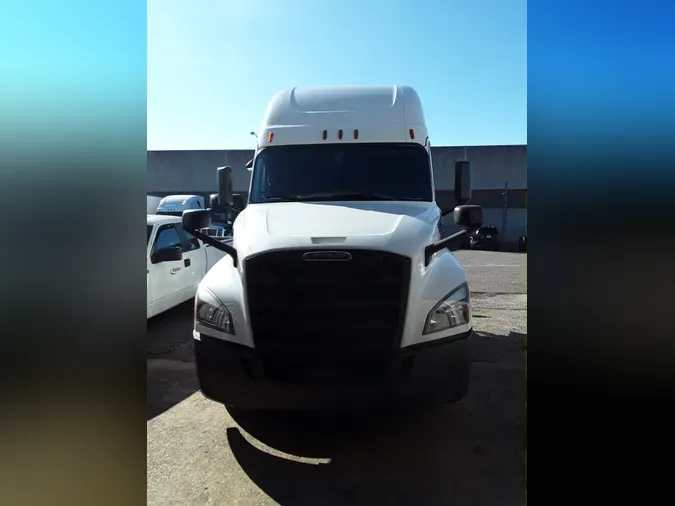 2018 FREIGHTLINER/MERCEDES PT126064ST