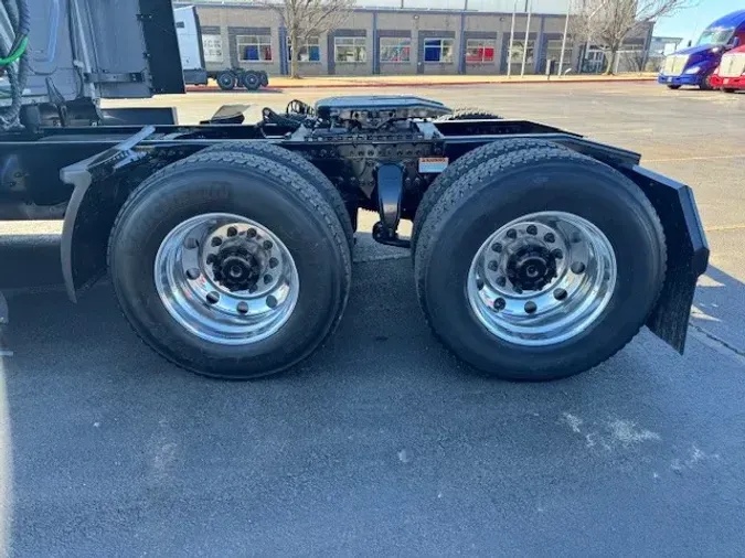 2021 FREIGHTLINER CASCADIA