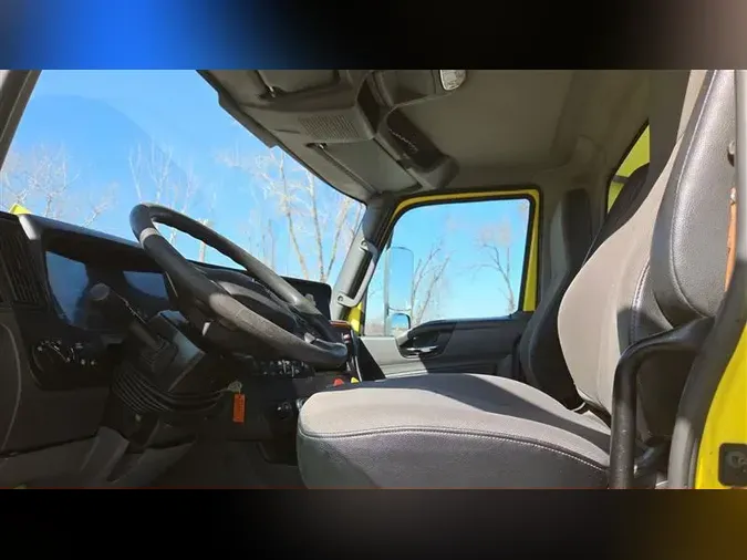 2020 INTERNATIONAL RH613