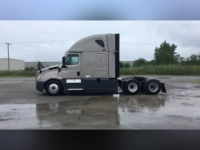 2024 Freightliner Cascadia 126
