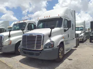 2019 FREIGHTLINER/MERCEDES CASCADIA 125