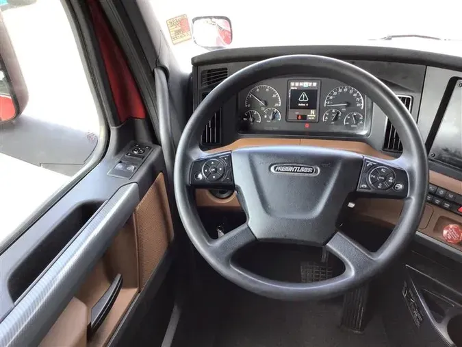 2020 FREIGHTLINER CASCADIA