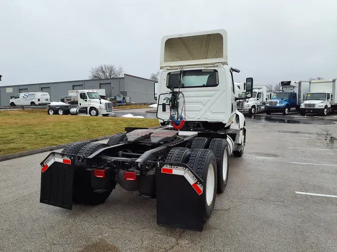 2019 NAVISTAR INTERNATIONAL LT625 DAYCAB T/A