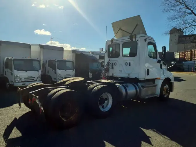 2019 FREIGHTLINER/MERCEDES NEW CASCADIA PX12664