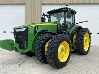 2018 John Deere 8320R