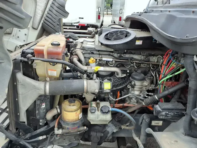 2018 FREIGHTLINER/MERCEDES CASCADIA 125