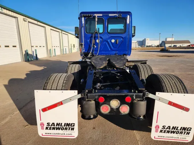 2021 Freightliner Cascadia