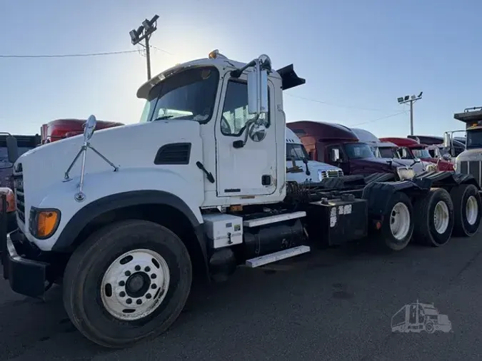 2003 MACK GRANITE CV713821215cd82b021ea25d99704057db7ec