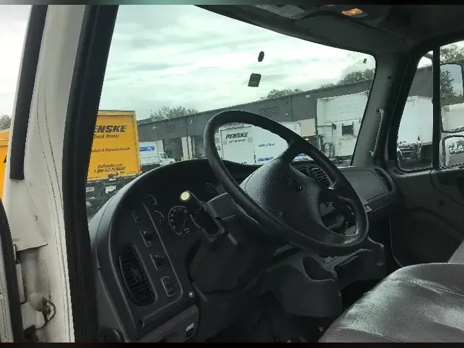 2015 Freightliner M2