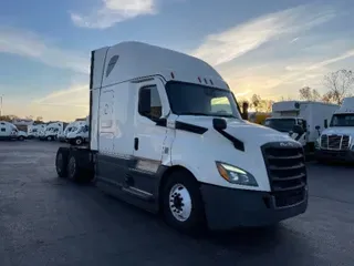2021 FREIGHTLINER T12664ST