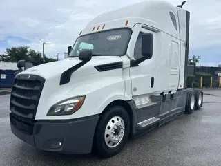 2021 Freightliner Cascadia