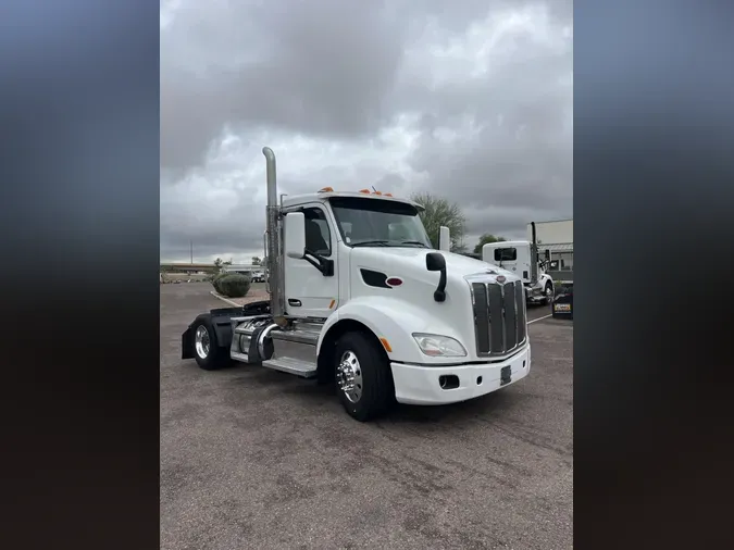 2018 Peterbilt 579
